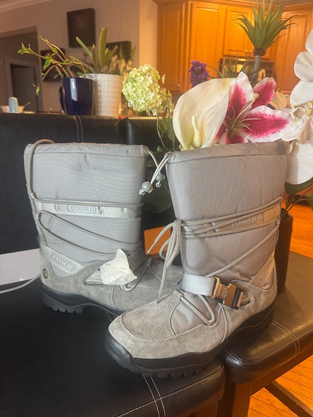 New Coach b7335 Milton gray snow boots 12M (1400
